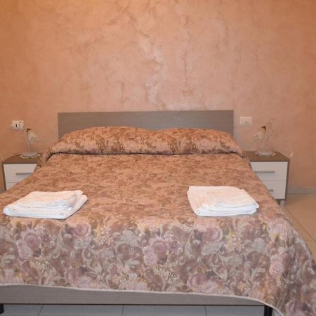 B&B A Casa Di Ale Palermo Buitenkant foto