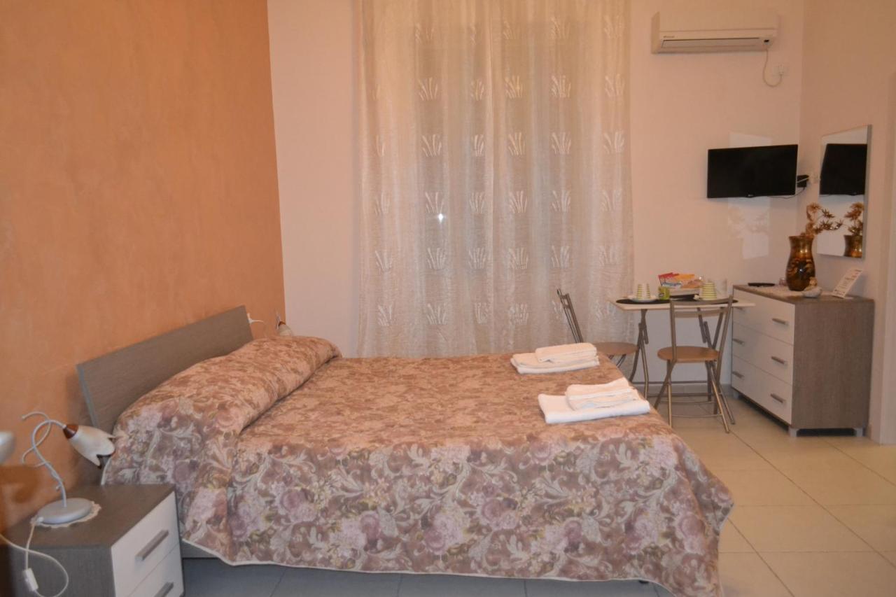 B&B A Casa Di Ale Palermo Buitenkant foto